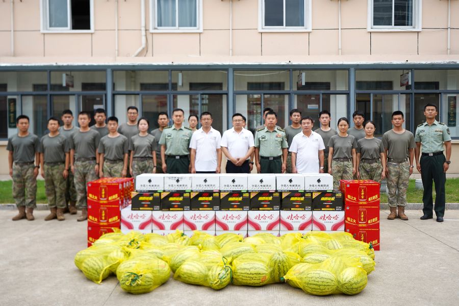 �������ꡰ��һ��ǰϦ��չ˫ӵο���˶�